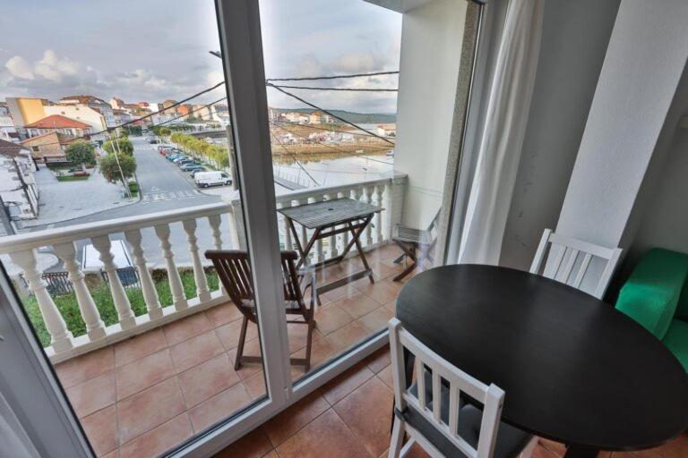 Apartamentos Arnela カマリーニャス エクステリア 写真
