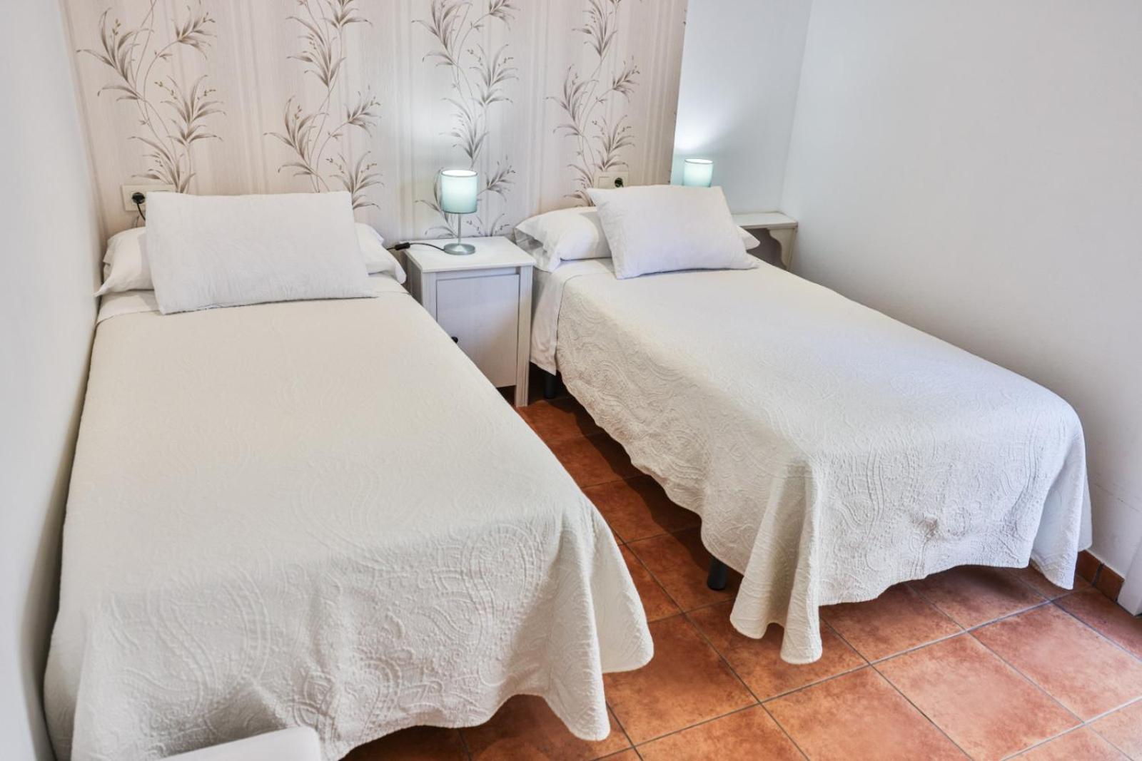 Apartamentos Arnela カマリーニャス エクステリア 写真