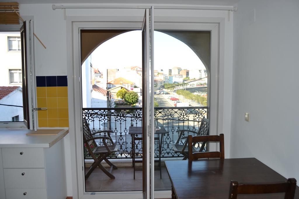Apartamentos Arnela カマリーニャス エクステリア 写真